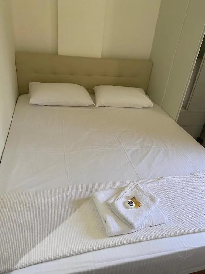 Apartment Delejo Resorts & Suites Flogita